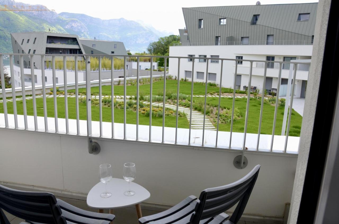 View Point Lake And Mountains Annecy Esterno foto